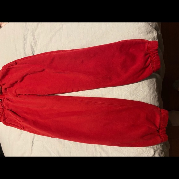 Girls Canada sweatpants - Picture 2 of 2